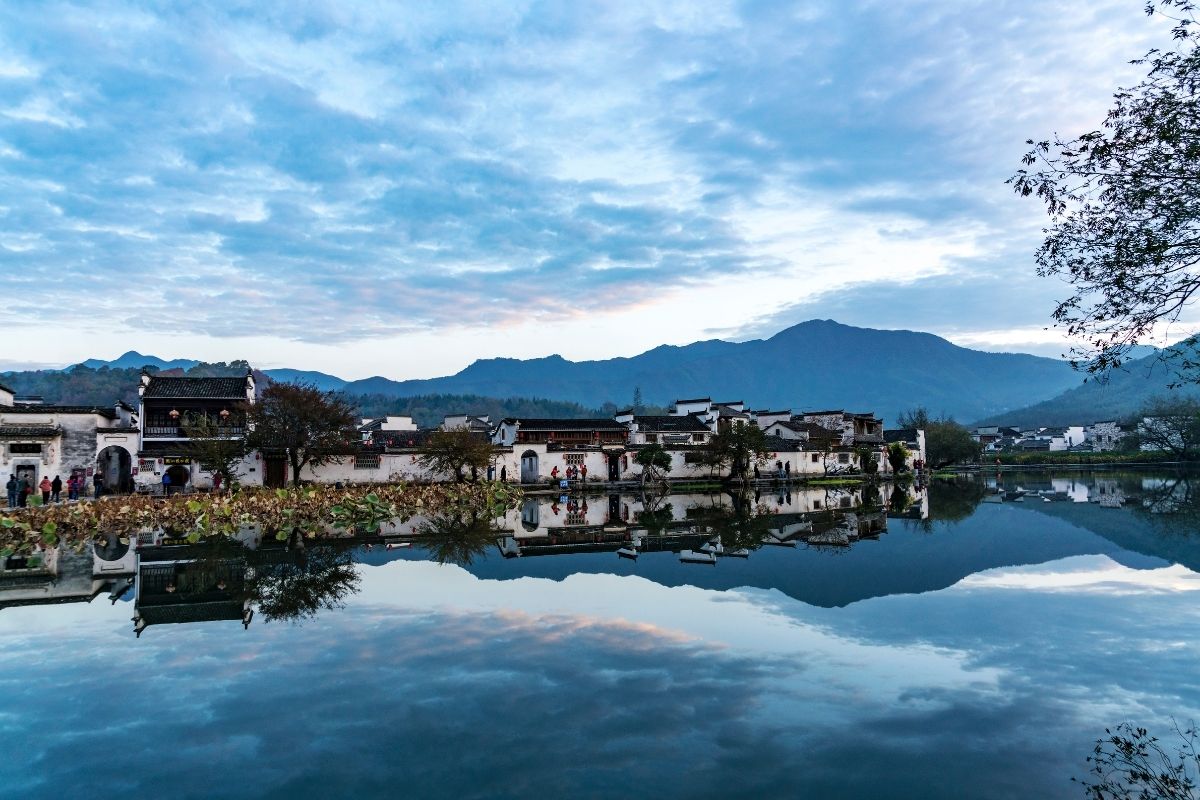 宏村古村全景